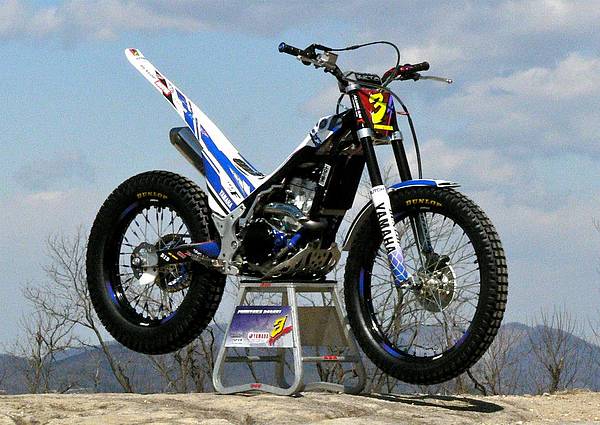 moto yamaha trial