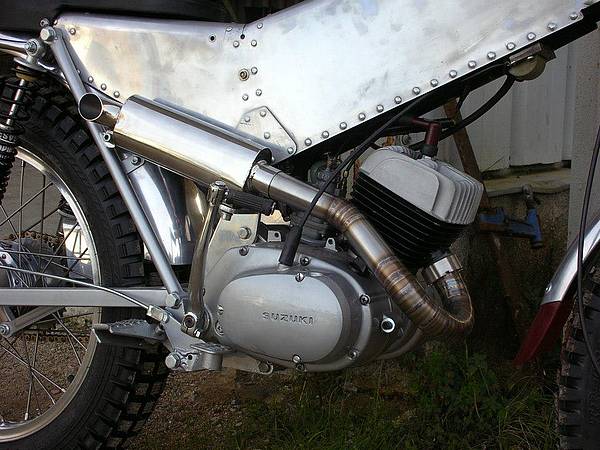 TRIAL SUZUKI trial suzuki: