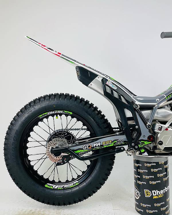  net magazine moto trial: Couvre rayons chez Dherbey moto