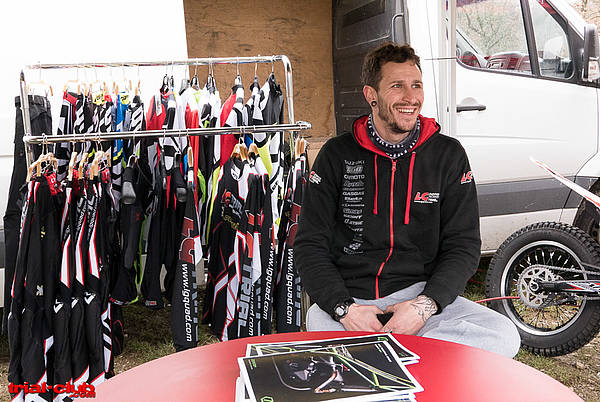 Adrien le boss de LG Trial, à l'initiative  avec le TC de Chateauneuf de ce week end d'essais LG Trial 2 Route de Satolas